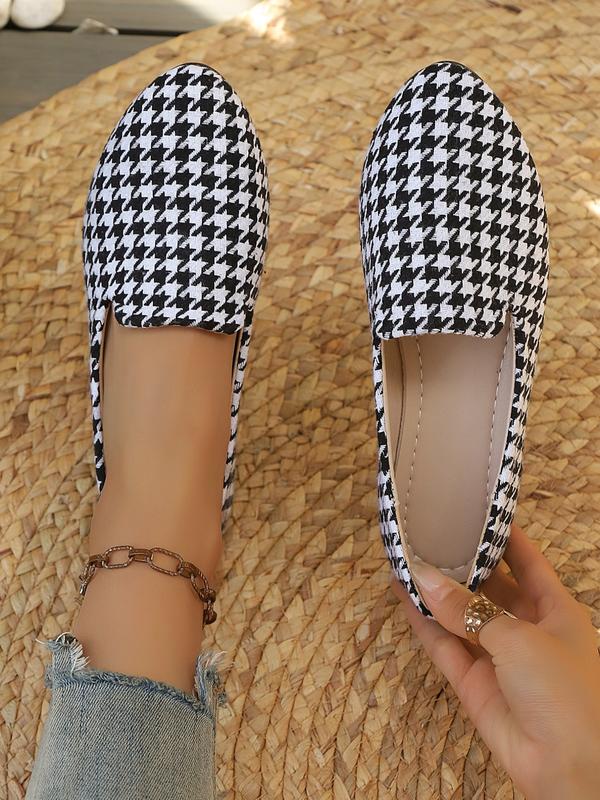 MIA | Women Solid Color Pointed Toe Slip On Flat Shoes
