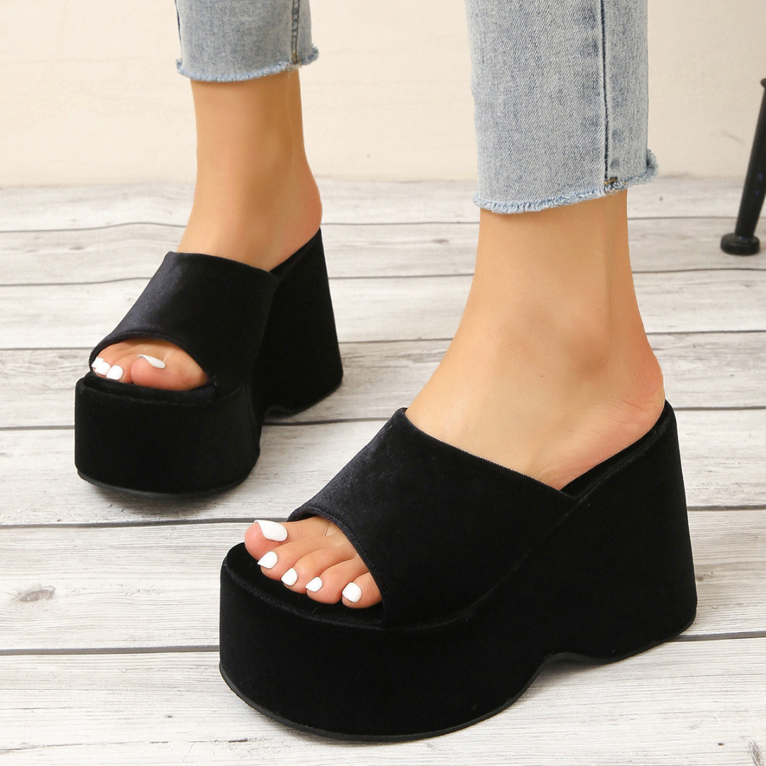 RIVA | All-Day Walking Wedge Shoes