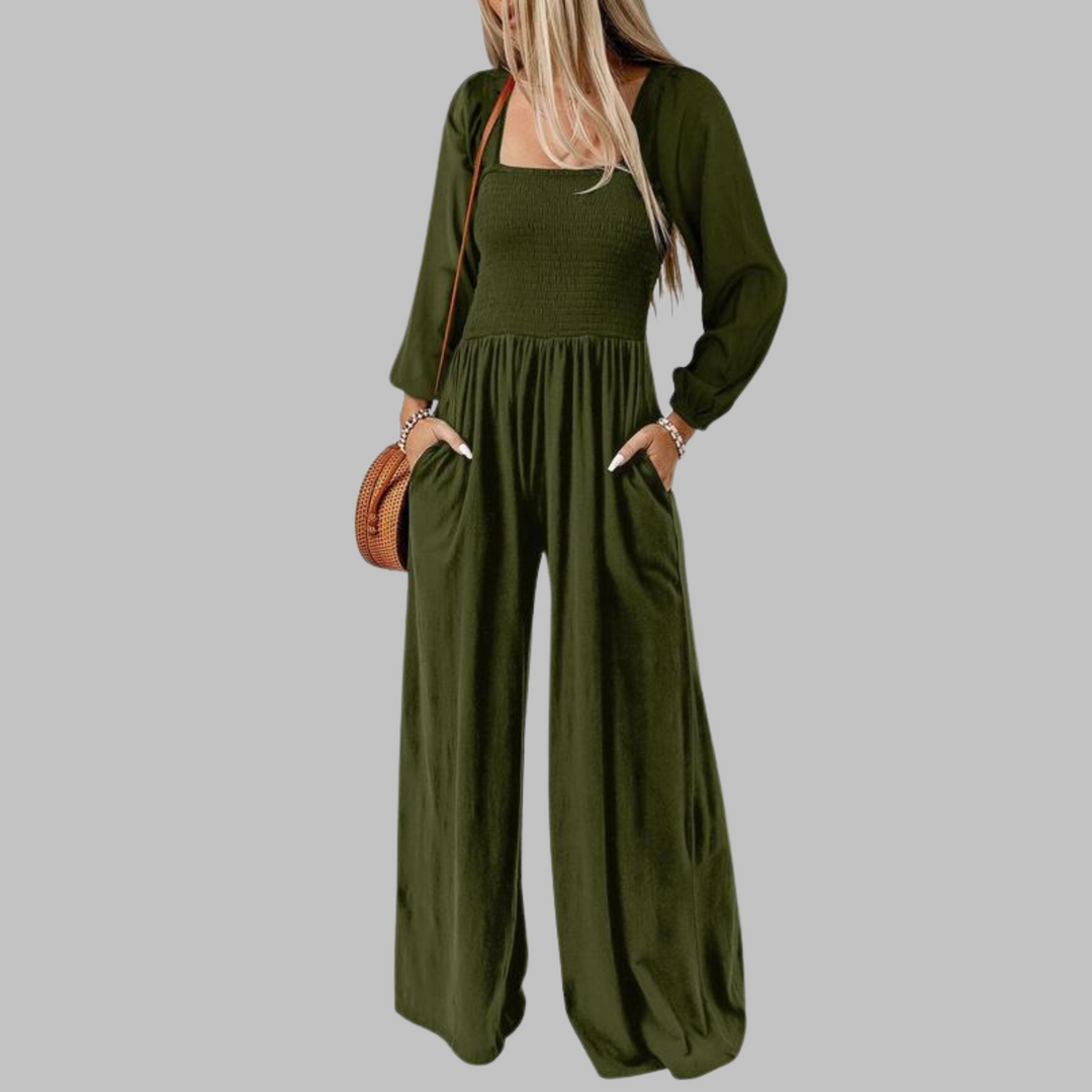 Combinaison pantalon femme chic à jambes larges, buste smocké et col carré, coloris vert militaire