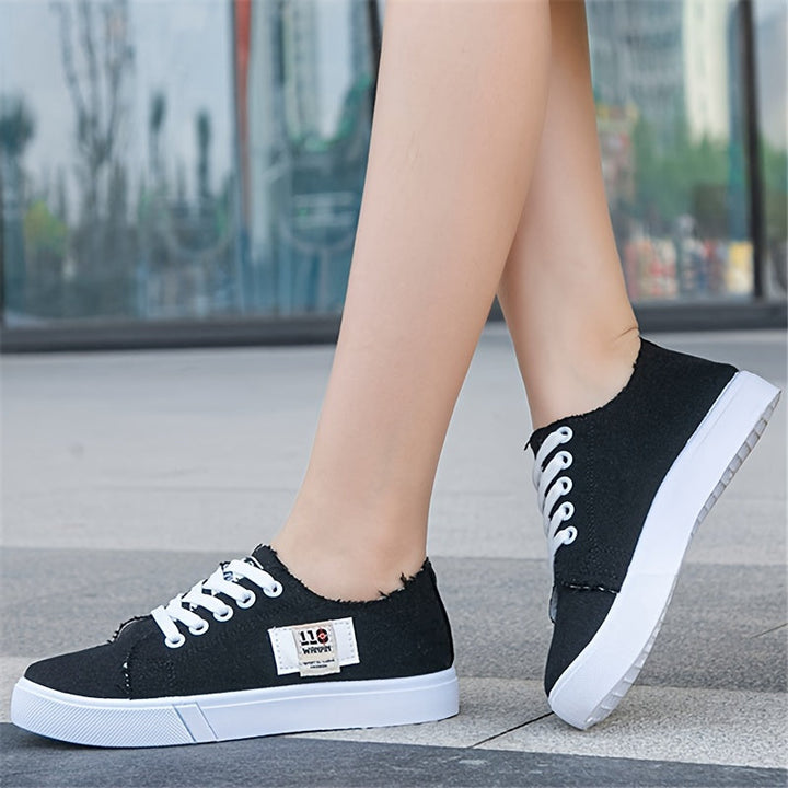 ANNA | Timeless Low-Top Sneakers