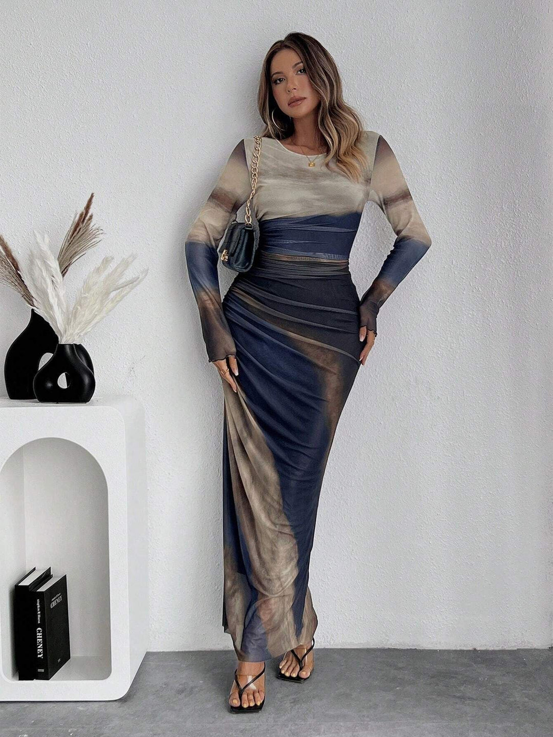 TORINA | Comfy Printed Long Sleeve Round Neck Bodycon Maxi Dress