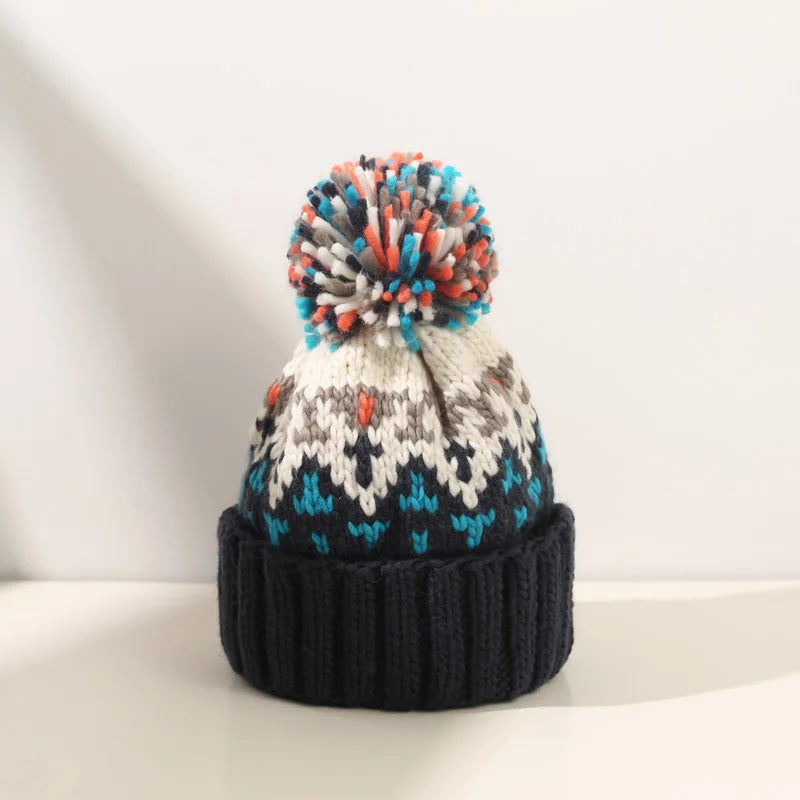 TAMARA| Cozy Snowflake Pom Beanie