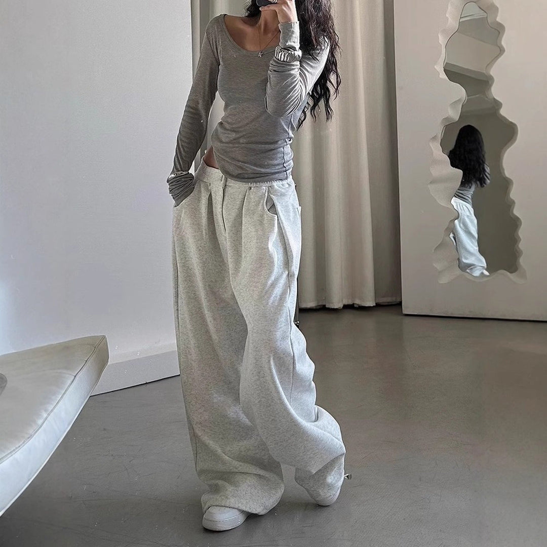 Jogging femme large baggy, plis rivetés et taille basse boutonnée
