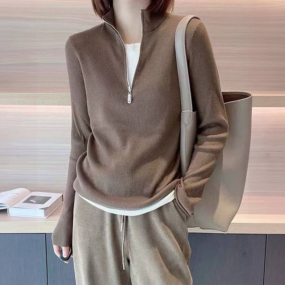 Pull camionneur femme, coupe ajustée à col montant